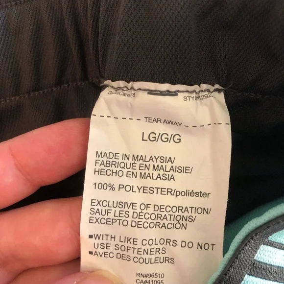 Under Armour Shorts - Picture 3 of 3